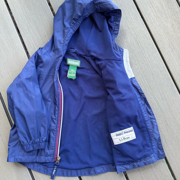 LLBean Toddler Raincoat - Picture 2 of 4